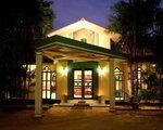 Chaarya Resort & Spa By Chandrika Hotels